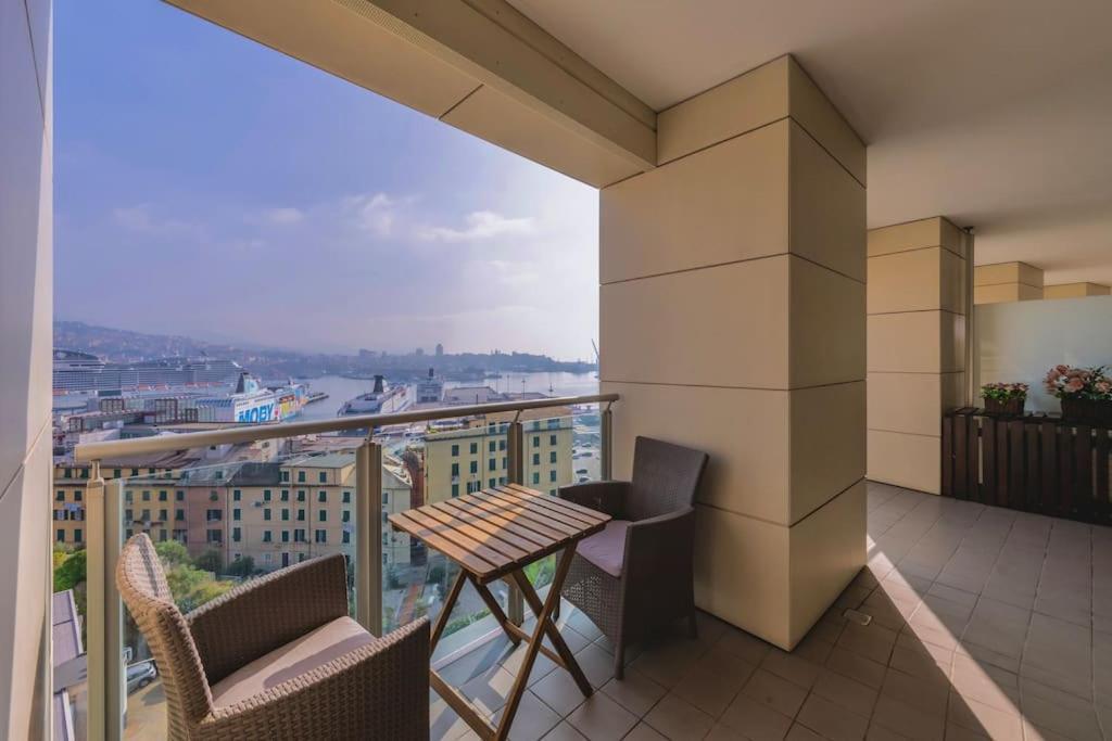 5 Stars Apart Sea View Genoa Exterior photo